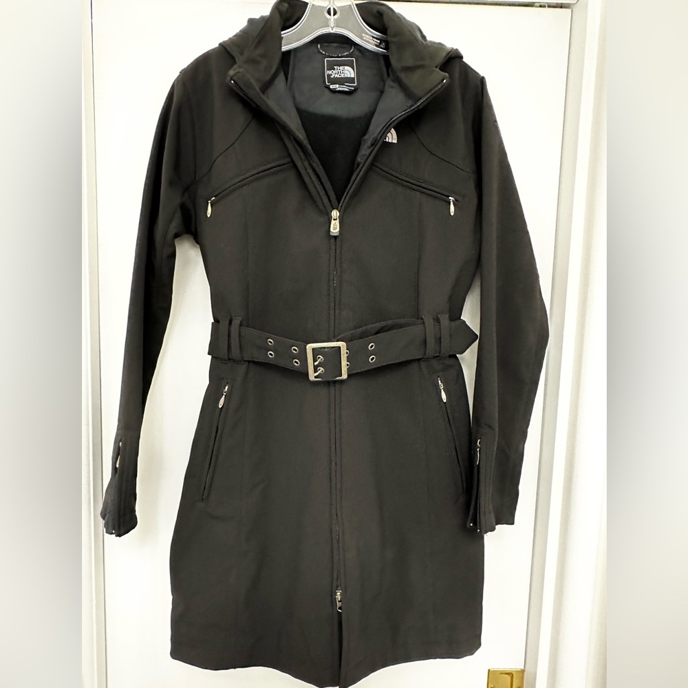 The North Face Black cold weather, ski/rain Apex jacket. Size Medium.